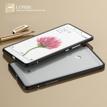 Чехол-бампер Luphie (серия Sword) для смартфона Xiaomi Mi Max, авиационный анодированный алюминий, алюминиевый бампер, бампер состоит из двух частей, скрученных двумя винтиками, в комплект входит отвёртка и 2 запасных винтика, стикер из искусственной кожи на заднюю панель, тканевые накладки на внутренней поверхности рамы для защиты корпуса смартфона, чёрный бампер + чёрная накладка, красный бампер + красная накладка, серебряный бампер + белая накладка, золотой бампер + коричневая накладка, Киев