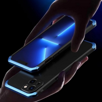 Чехол Element Case Solace (Element Box) для смартфона iPhone 13, противоударный бампер, корпус из поликарбоната, алюминиевые накладки, бампер состоит из трёх частей, скрученных четырьмя винтиками, в комплект входит отвёртка и 2 запасных винтика, резиновые прокладки на внутренней поверхности рамы для защиты корпуса смартфона, встроенные кнопки регулировки громкости, двойное отверстие для крепления ремешка, фабричная упаковка, Киев