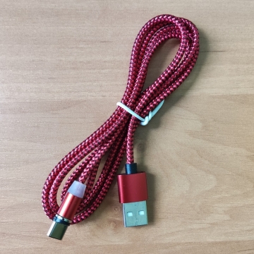 Магнітний кабель (USB – USB Type-C) з двома конекторами USB Type-C, підтримує зарядку і не підтримує передачу даних, в комплекті один кабель і 2 конектора USB Type-C, матеріал кабеля: луджена мідь, термопластичний еластомер і нейлонове обплетення високої щільності, роз’єми з алюмінієвого сплава, можливість використовувати знінні магнітні конектори MicroUSB, USB Type-C, Lightning, магнітний конектор обертається на 360°, світловий LED індикатор блакитного кольору, довжина кабеля: 1 м, червоний, Київ, Киев