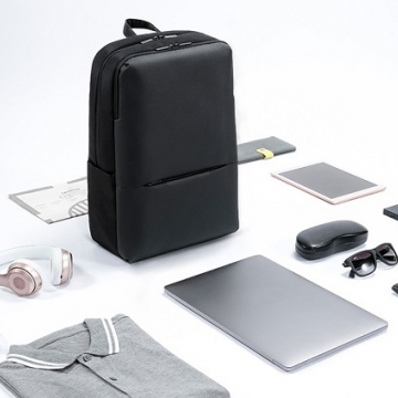 Рюкзак Xiaomi Classic Business Backpack 2, ткань Оксфорд плотностью 900D, прорезиненная ткань плотностью 600D, водоотталкивающее покрытие 4 уровня, отсек для 15,6-дюймового ноутбука, дышащая задняя сэндвич-панель, заплечные 3-слойные ремни в виде буквы S, возможность надевания рюкзака на ручку чемодана / тележки при транспортировке, ручка для переноски рюкзака в руке, застёжки-молнии группы компаний YKK (Япония), логотип “Mi”, чёрный, серый, синий, голубой, объём 18 л, Киев