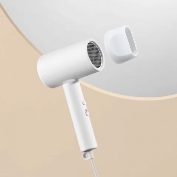 Складаний фен Xiaomi Mijia Portable Anion Hair Dryer H101, модель CMJ04LXW, CMJ04LXP, ABS пластик, компактний дизайн, складаний фен, вбудований генератор негативних іонів, 2 режими швидкості: стандартний і посилений (швидкість струму повітря 15 м/с), гаряче повітря і холодне повітря, дворівневий захист від перегріву, вентилятор з 6 лопатей з пониженим рівнем шуму, 20000 обертів на хвилину, насадка для направлення повітряного струму, гачок для підвішування, потужність: 1600 Вт, Київ, Киев