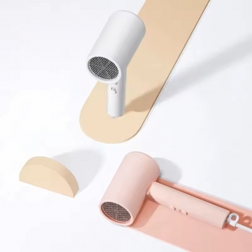 Складаний фен Xiaomi Mijia Portable Anion Hair Dryer H101, модель CMJ04LXW, CMJ04LXP, ABS пластик, компактний дизайн, складаний фен, вбудований генератор негативних іонів, 2 режими швидкості: стандартний і посилений (швидкість струму повітря 15 м/с), гаряче повітря і холодне повітря, дворівневий захист від перегріву, вентилятор з 6 лопатей з пониженим рівнем шуму, 20000 обертів на хвилину, насадка для направлення повітряного струму, гачок для підвішування, потужність: 1600 Вт, Київ, Киев