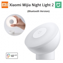 Ночник с датчиком движения Xiaomi Mijia Night Light 2 (Bluetooth Version), MJYD02YL-A, ABS пластик, магнитное крепление лампы к подставке, вращение лампы на 360°, датчики движения (инфракрасный сенсор) и освещённости, автоматическое выключение через 15 секунд при отсутствии движения, умный дом, Mijia App, Android 4.4 и выше и iOS 9.0 и выше, плавная регулировка уровня яркости в приложении от 2,5 лм до 25 лм, 2800 K тёплый свет, время автономной работы до 17 месяцев, белый, Киев