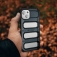 Чохол IIIF150 із вбудованим кабелерізом для смартфона iPhone 13, восьмикуний дизайн, три восьмикуних отвори для розсіювання тепла, накладки на кнопки живлення й регулювання гучності, в один з кутів вбудований різак для кабеля, отвори для кріплення ремінця на трьох кутах, синій, червоний, Київ, Киев